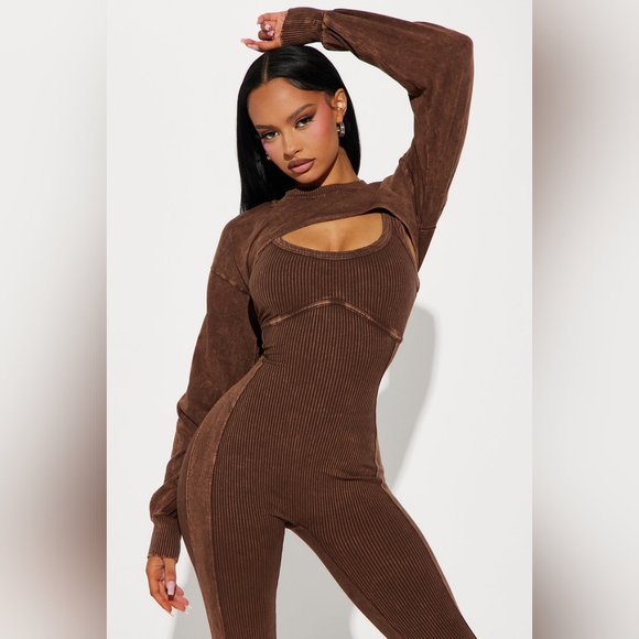 Fashion Nova Not On My Watch Jumpsuit Set - Brown Size S NWT - Picture 2 of 3